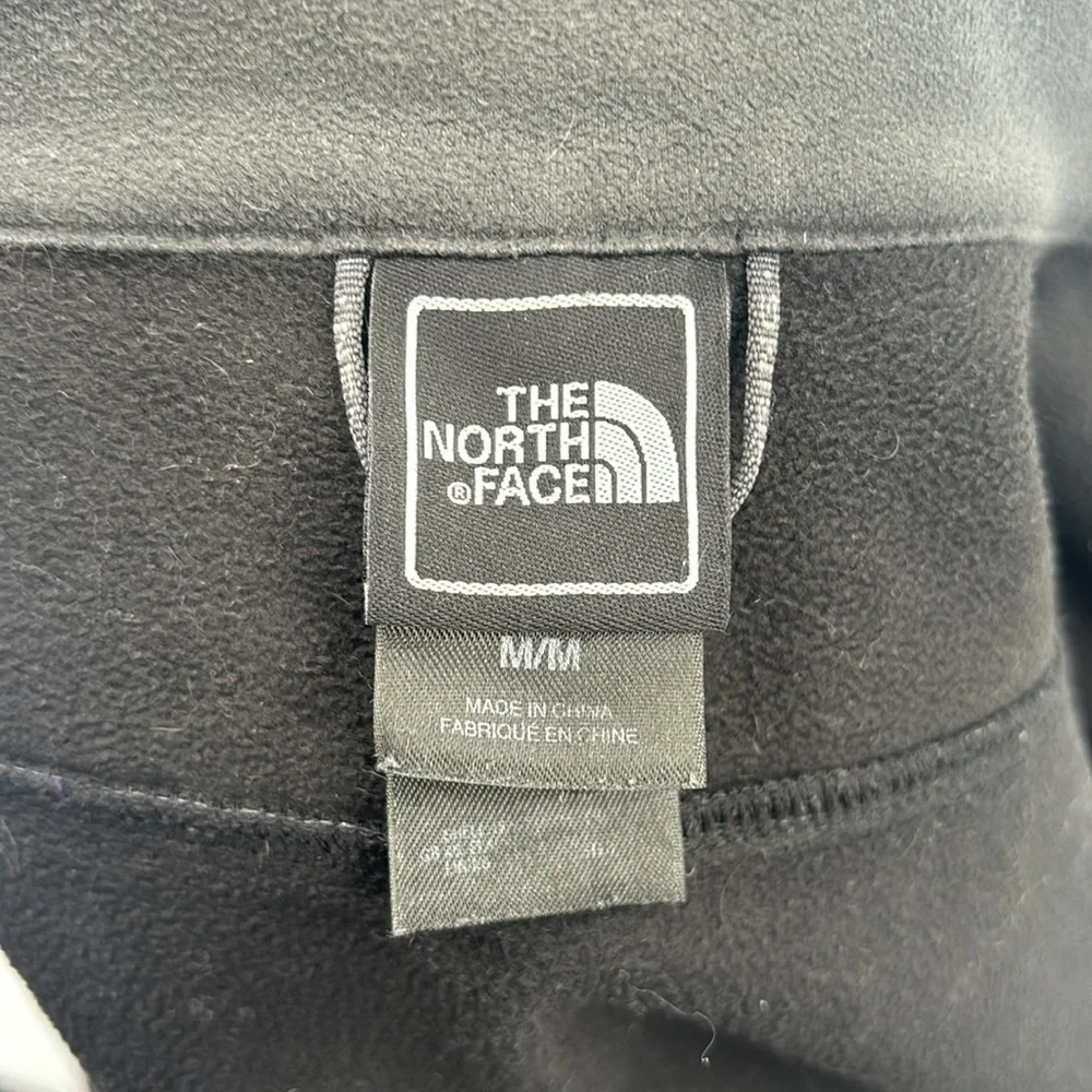 UEC The North Face black TFN APEX black jacket medium